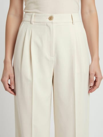 Regular Pantalon ' Sally ' Opal Studio en beige