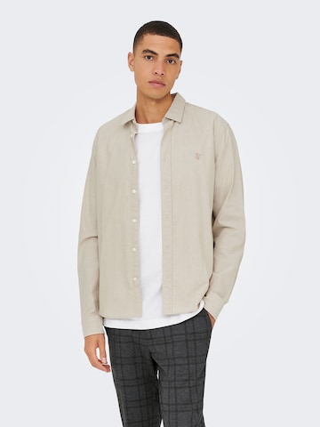 Only & Sons - Ajuste regular Camisa 'ONSALVARO' en beige: frente