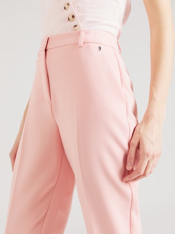 COMMA Regular Trousers with creases in Pink