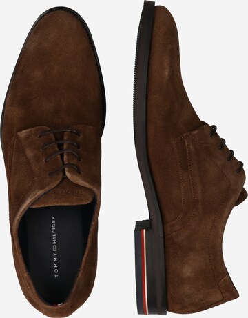 TOMMY HILFIGER Lace-up shoe in Brown