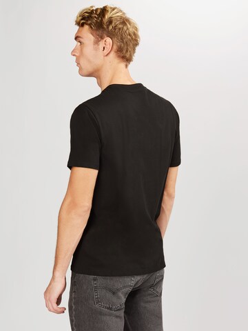 GAP Regular Fit T-Shirt in Schwarz