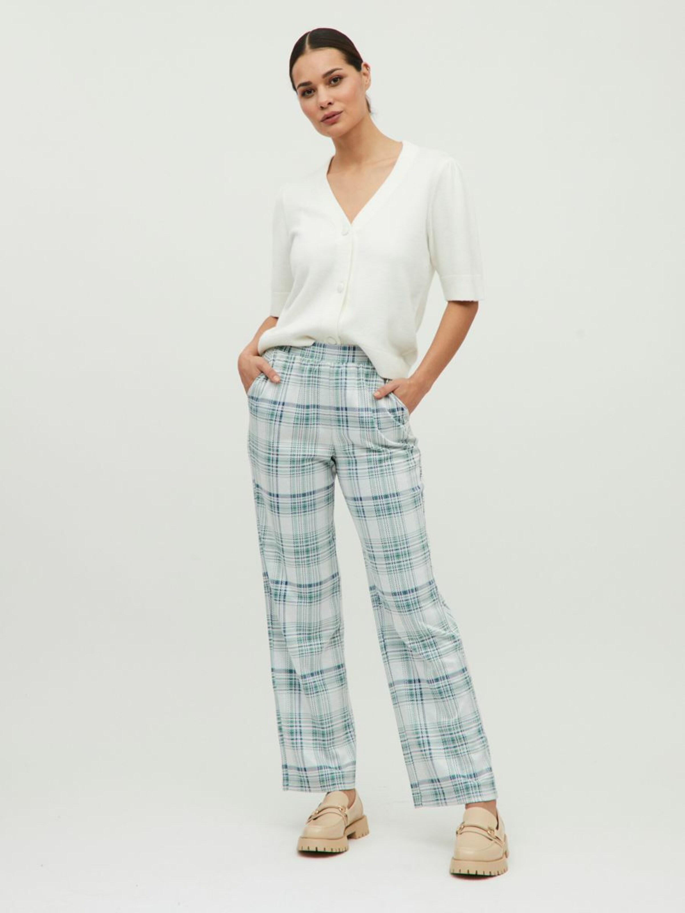 VILA Broek in Wit | ABOUT YOU