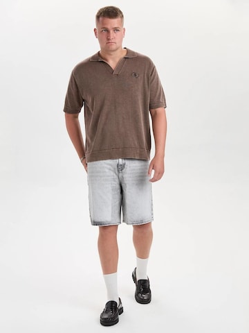 Dxnmxrk - Loosefit Vaquero 'DXHektor Relaxed Fit Denim Shorts Grey' en gris