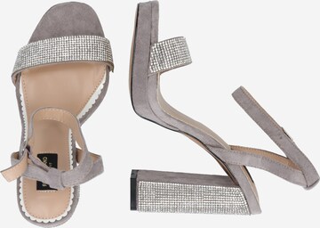 River Island Sandalen met riem in Grijs