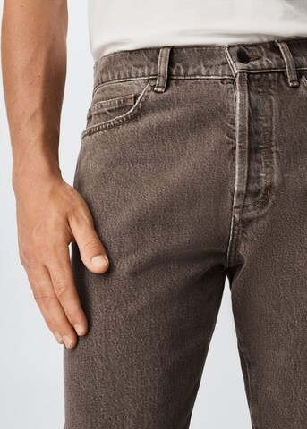 MANGO MAN Regular Jeans 'Joel' in Braun