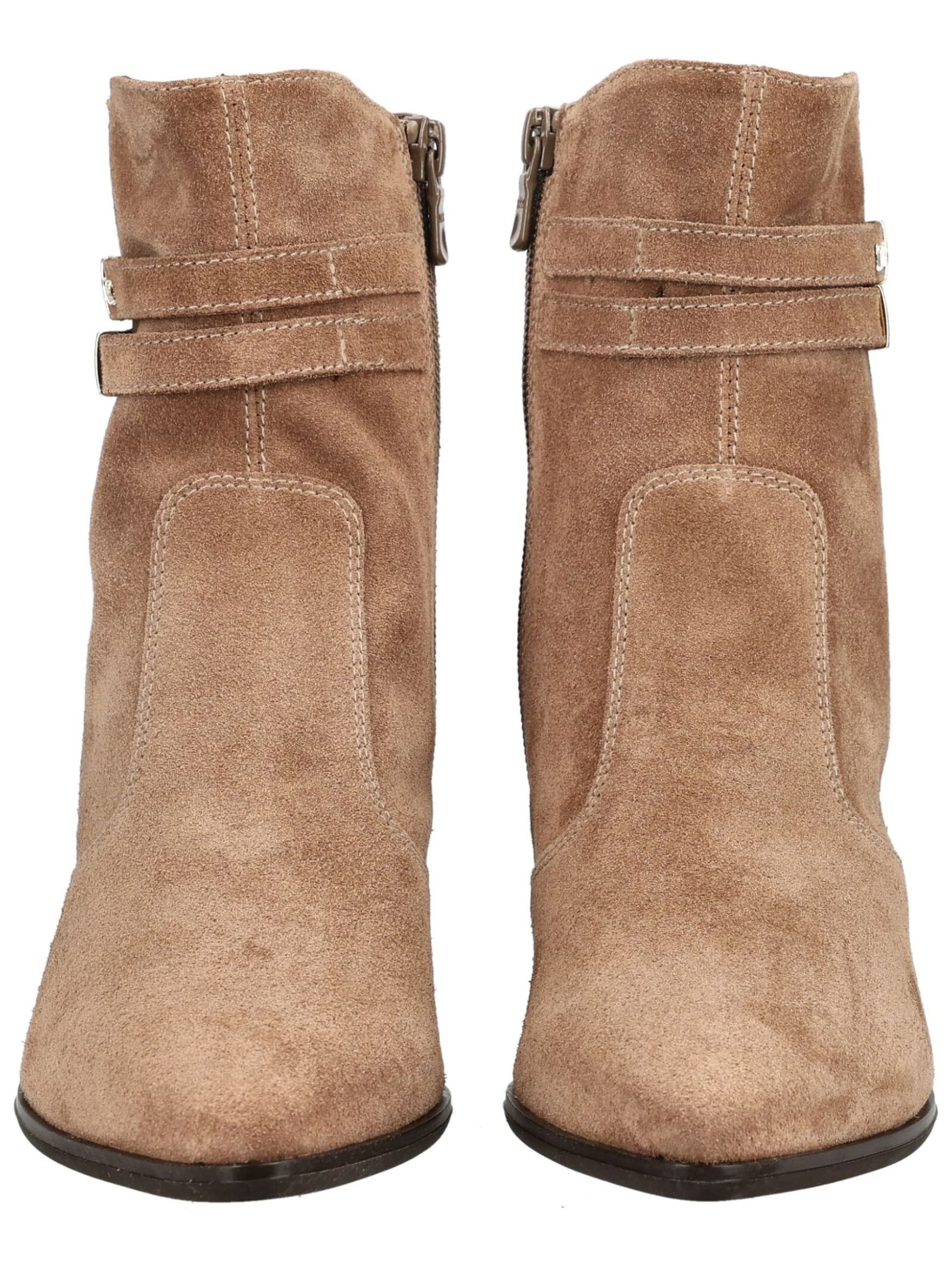 Nero Giardini Ankle Boots in Brown