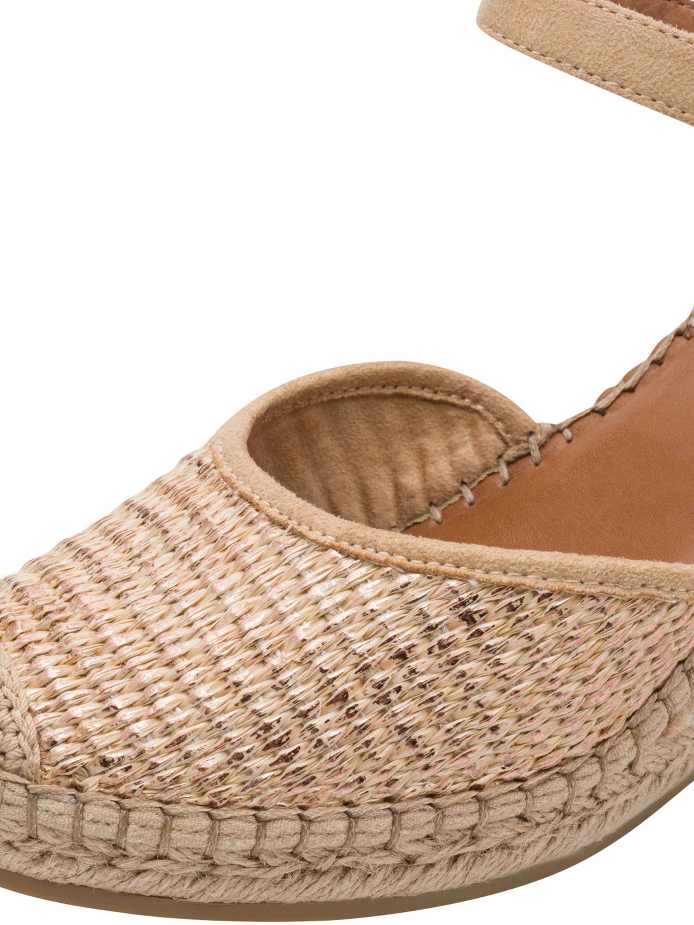 Tamaris Slingback pumps in Beige