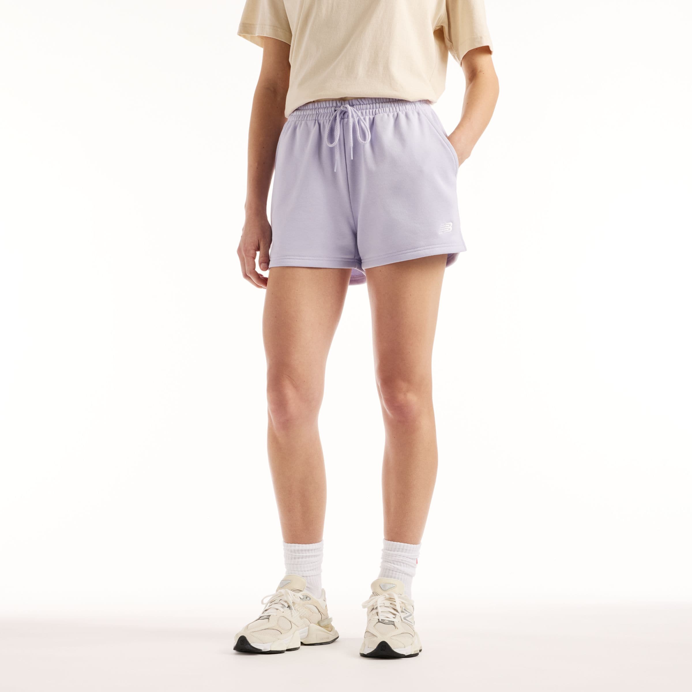 new balance Short 'Sport Essentials French Terry Short'. in Lila: Vorderseite
