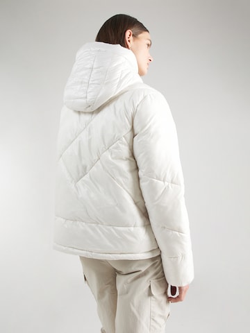 Veste d’hiver QS en blanc