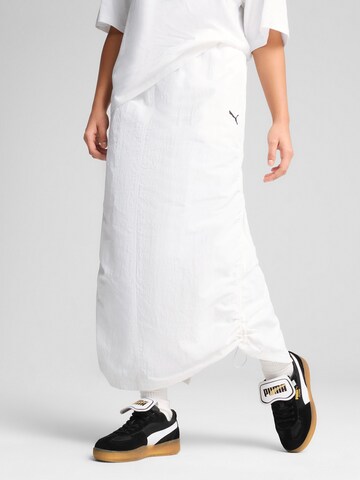 PUMA - Falda 'WARDROBE ESS' en blanco: frente