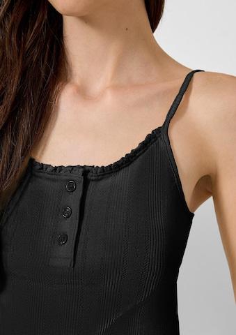 QS Top in Schwarz