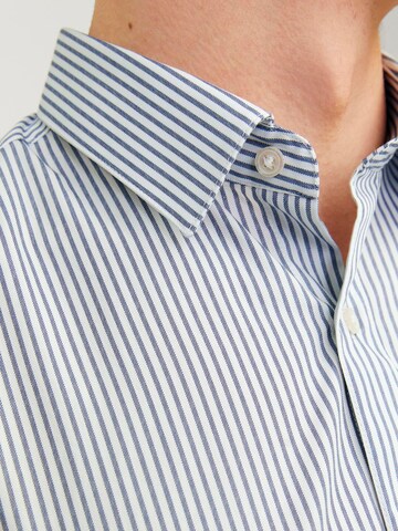 JACK & JONES Slim Fit Skjorte 'JJJoe' i blå