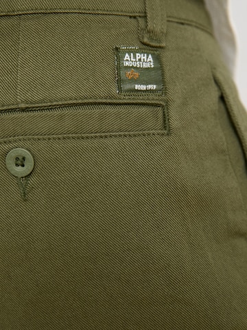 ALPHA INDUSTRIES Regular Chino trousers in Green