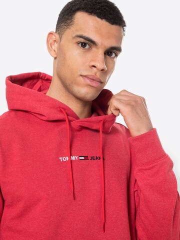 Felpa di Tommy Jeans in rosso