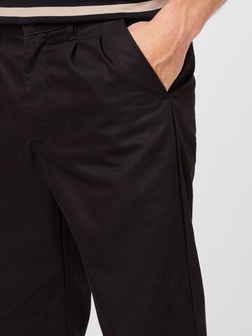 Redefined Rebel Regular Pleat-Front Pants 'Kevin' in Black
