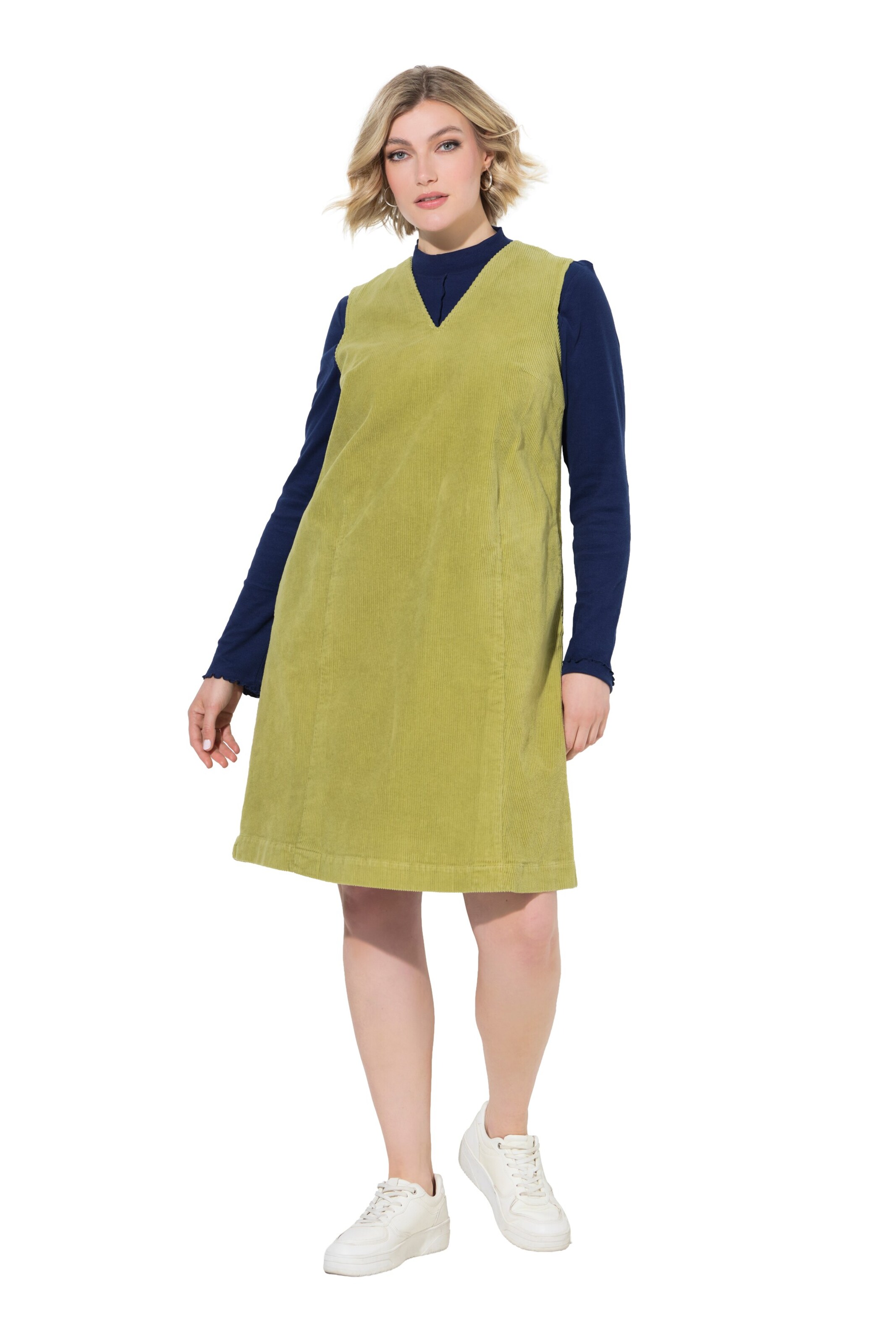Ulla Popken Dress in Green: front