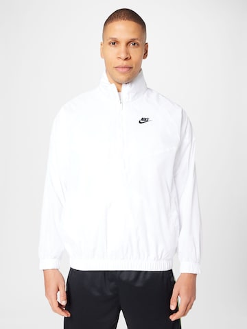 Nike Sportswear Prehodna jakna 'Windrunner' | bela barva: sprednja stran
