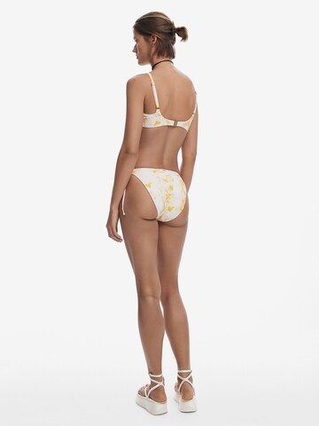 Desigual Σλιπ μπικίνι σε λευκό