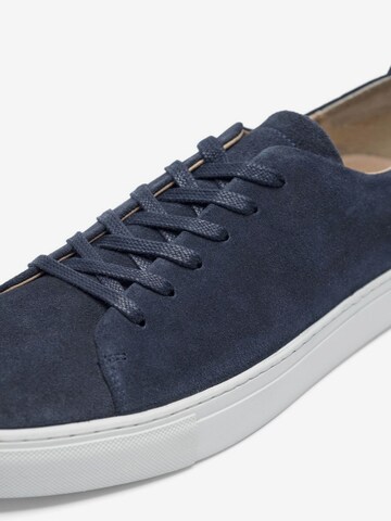 Bianco Sneaker 'AJAY ' in Blau