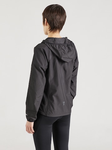 THE NORTH FACE Спортивная куртка в Черный