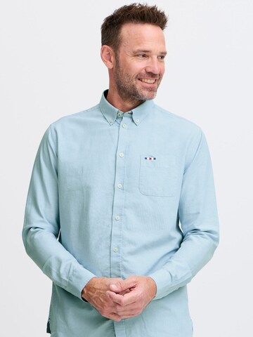 Coupe regular Chemise 'Steven' FQ1924 en bleu : devant