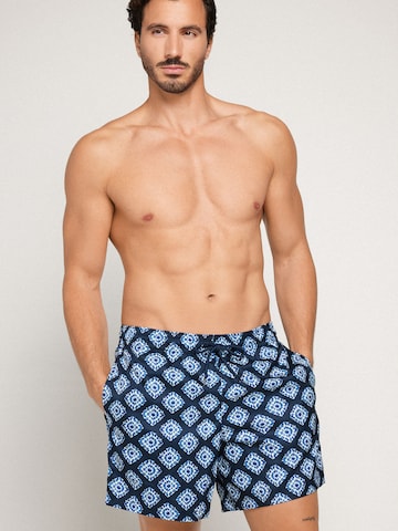 Tezenis Board Shorts in Blue