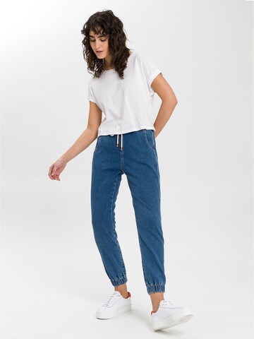 Cross Jeans Tapered Pants in Blue