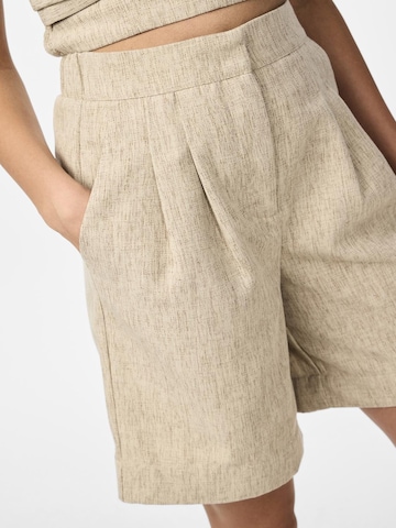 YAS Regular Shorts 'YASBREE' in Beige