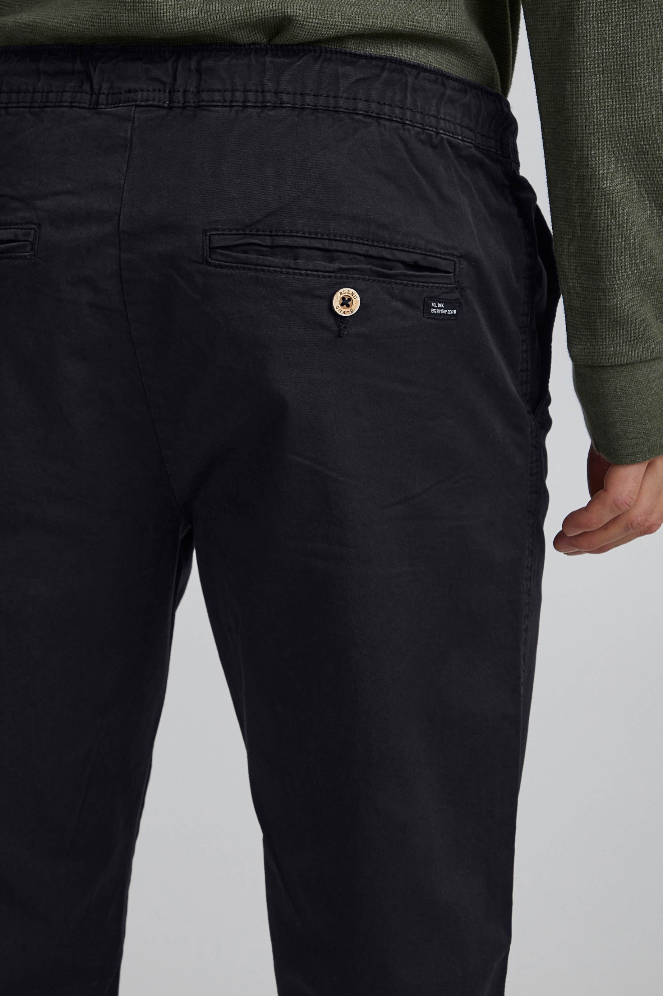 Männer Große Größen BLEND Chinohose 'BHNIMBU' in Schwarz - ZL68434 Männer Große Größen BLEND Chinohose 'BHNIMBU' in Schwarz - ZL68434