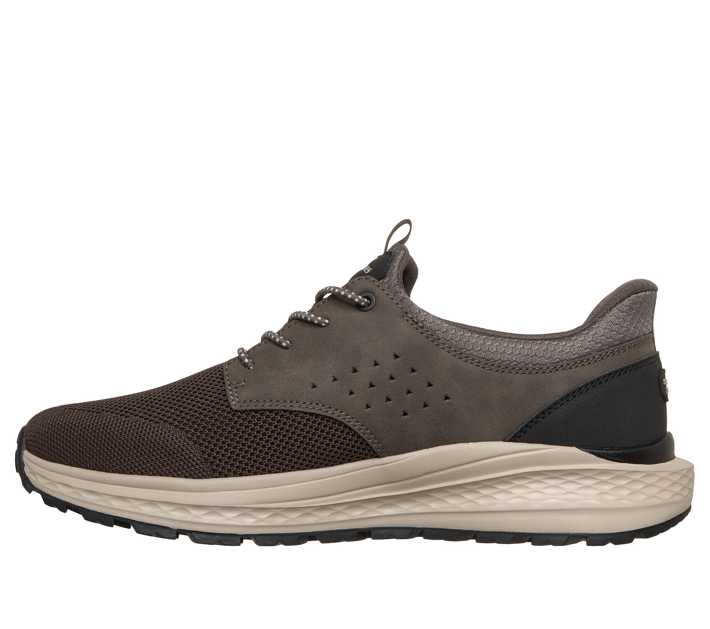 SKECHERS Sneakers in Brown