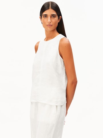 ARMEDANGELS Blouse in Wit: voorkant