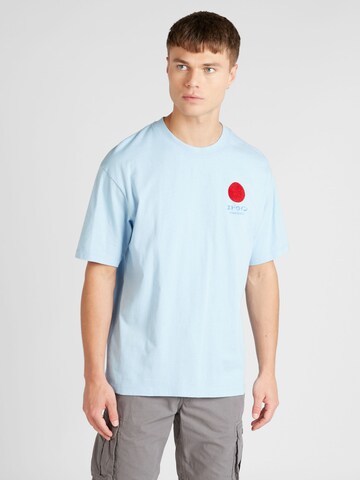 EDWIN T-shirt 'Japanese Sun' i blå: framsida