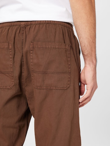 Regular Pantalon Cotton On en marron