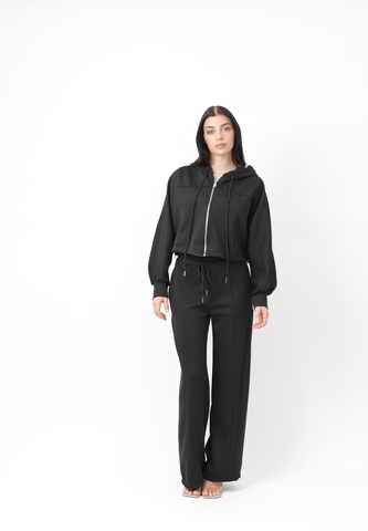 Elara Jogginganzug in Schwarz