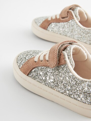Baskets Next en argent