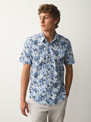 Regular fit Camicia 'Kew Garden' di Next in bianco: frontale