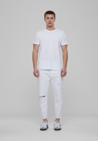 2Y Premium Tapered Jeans in White