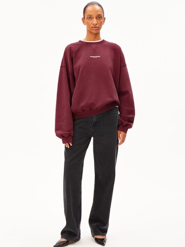ARMEDANGELS Sweatshirt GMT DYE CREWNECK in Rot