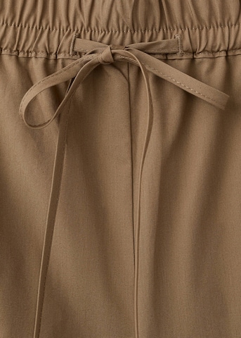 MANGO Дънки Tapered Leg Панталон 'Paola' в зелено