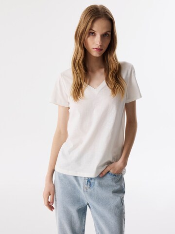 Twist Shirt in Beige: front