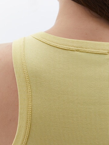 Haut OXXO en jaune