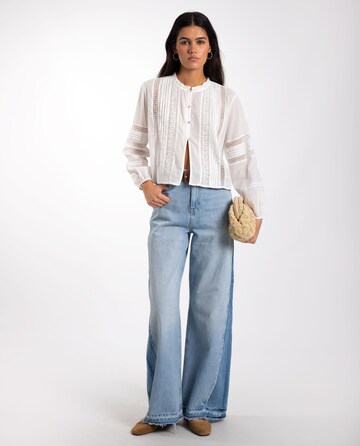 THE-ARE Blouse in White