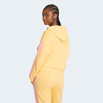 ADIDAS SPORTSWEAR Sportsweatshirt 'Essentials' in Gelb