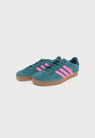 ADIDAS ORIGINALS - Zapatillas deportivas 'GAZELLE' en verde