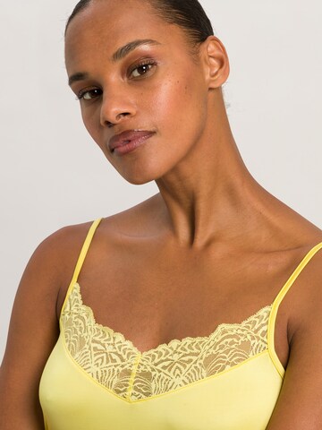 Hanro Negligee ' Josephine ' in Yellow