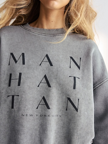 Next Sweatshirt 'Manhattan' in Grijs