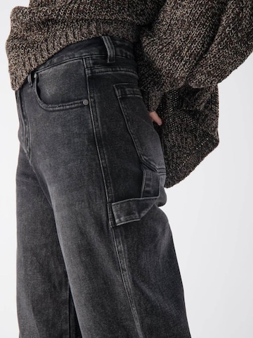 MND Regular Jeans‌‌ in Schwarz