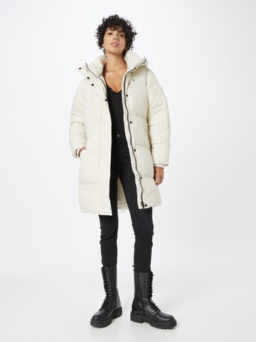 Manteau d’hiver Calvin Klein Jeans en beige