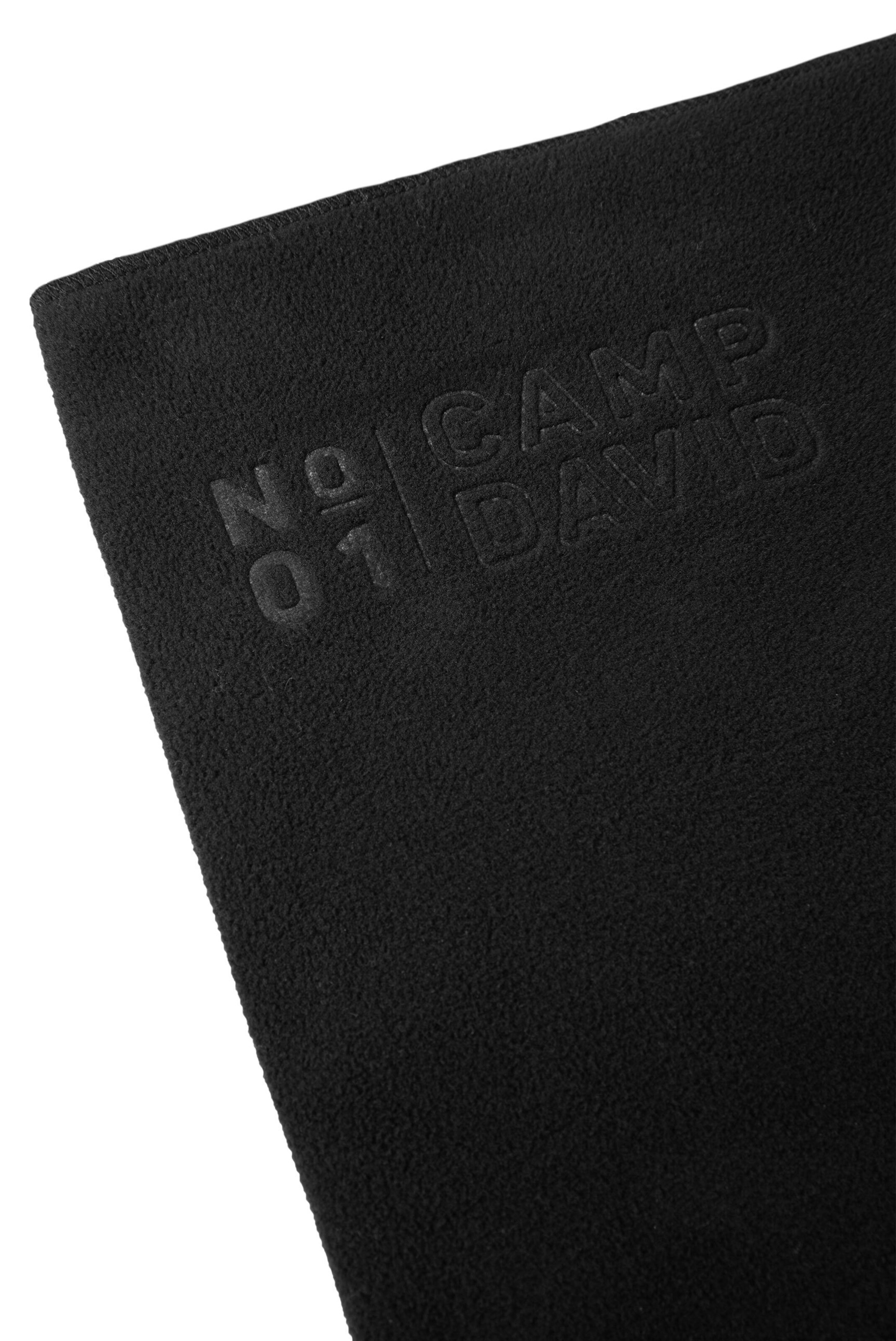 CAMP DAVID Scarf in Black