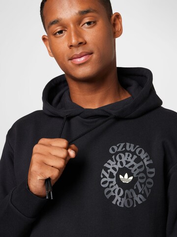 ADIDAS ORIGINALS Sweatshirt 'Graphic Ozworld' in Black